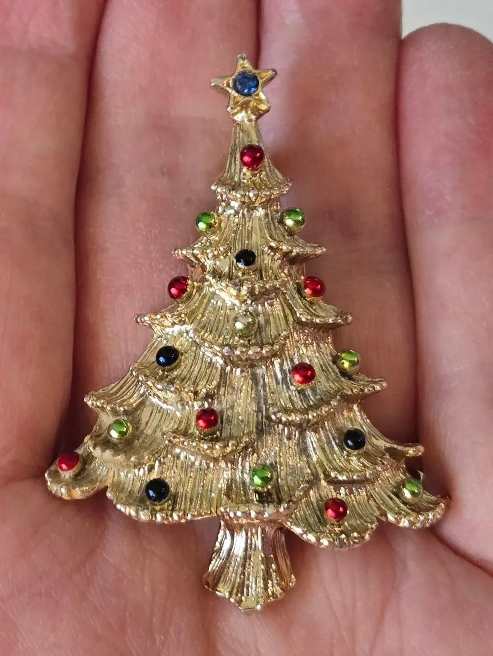 GERRY'S Gold Tone Christmas Tree Brooch with Red, Green & Blue